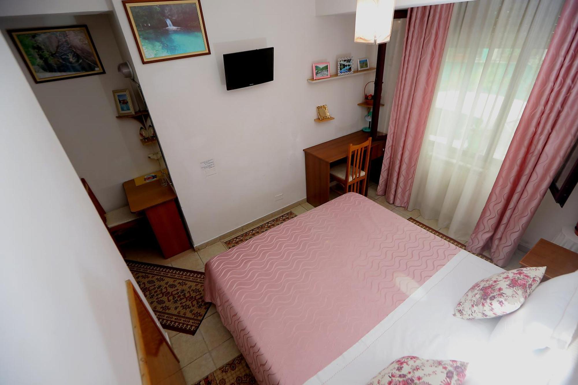 Kaduku Hotel 3*