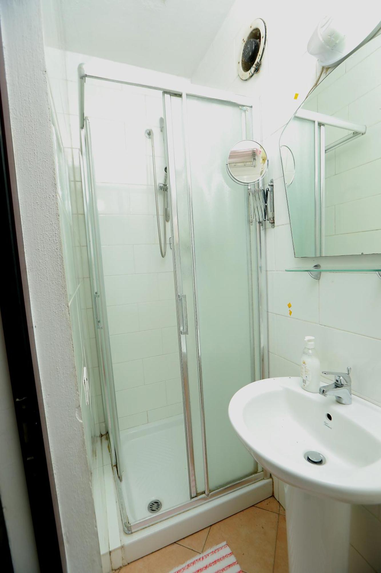 Kaduku 3* Shkoder